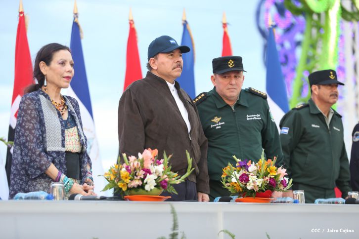 Presidente Daniel y Compañera Rosario encabezan acto del 36 aniversario de constitución de la Fuerza Aérea del Ejército de Nicaragua