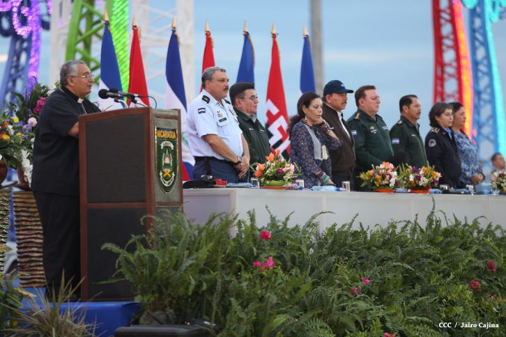 Presidente Daniel y Compañera Rosario encabezan acto del 36 aniversario de constitución de la Fuerza Aérea del Ejército de Nicaragua