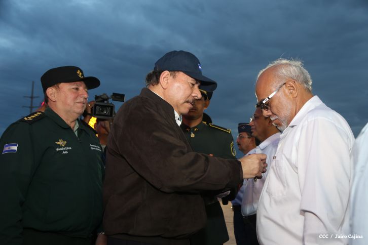 Presidente Daniel y Compañera Rosario encabezan acto del 36 aniversario de constitución de la Fuerza Aérea del Ejército de Nicaragua