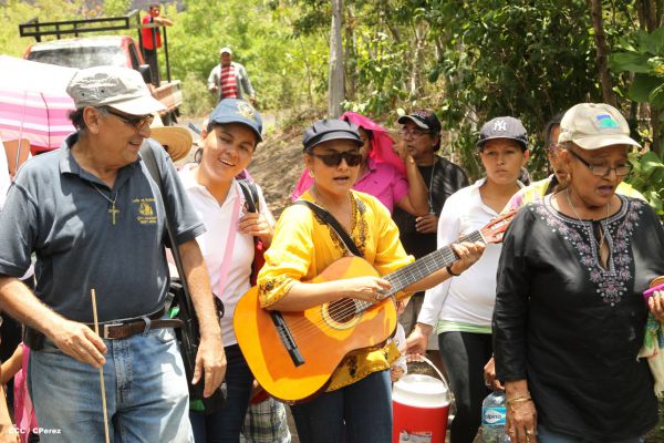 León celebra tradicional Gritería Chiquita