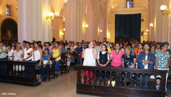 León celebra tradicional Gritería Chiquita