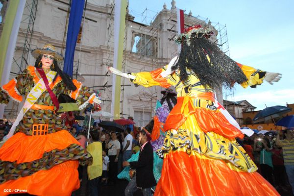 León celebra tradicional Gritería Chiquita