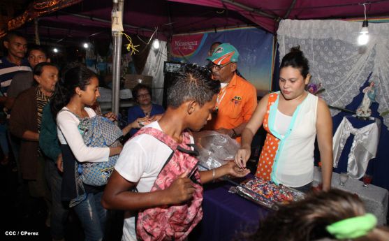 León celebra tradicional Gritería Chiquita