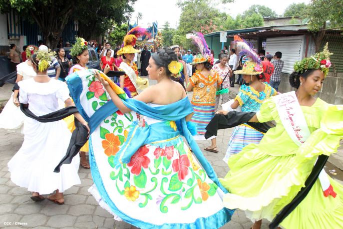 Fieles de Masaya festejan la Asunción de María