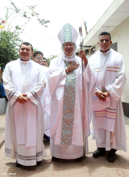 Fieles de Masaya festejan la Asunción de María