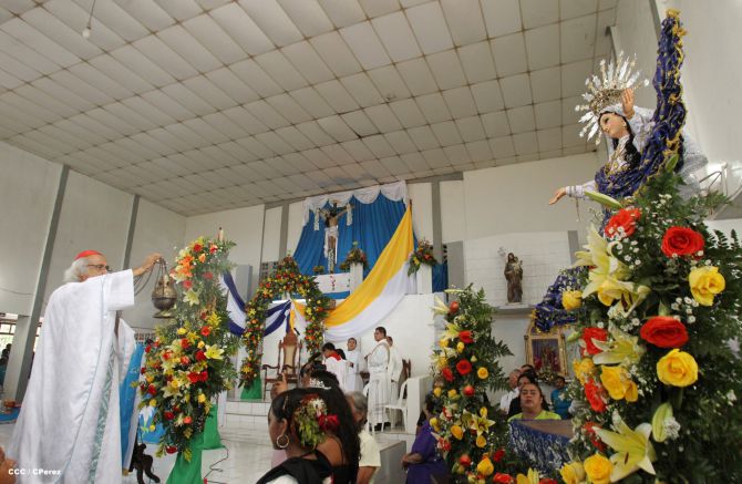 Fieles de Masaya festejan la Asunción de María