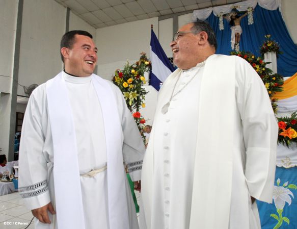 Fieles de Masaya festejan la Asunción de María