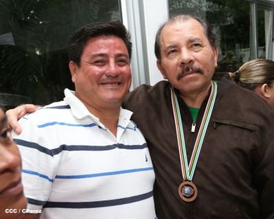 Presidente Daniel recibe a niños campeones de la selección sub-12 de béisbol