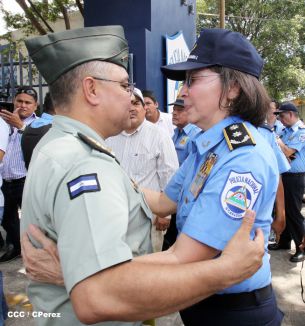 Rinden homenaje póstumo a compañeros policías caídos en el cumplimiento del deber