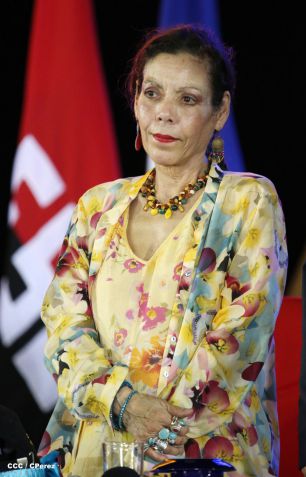 Presidente Daniel reconoce labor de la Fuerza Naval en su 35 aniversario