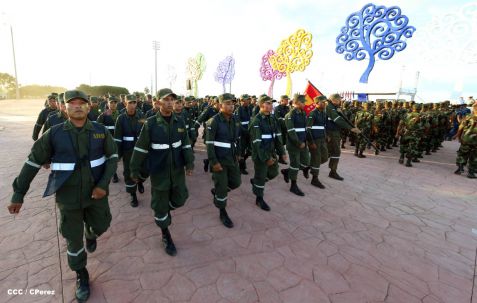 Presidente Daniel reconoce labor de la Fuerza Naval en su 35 aniversario