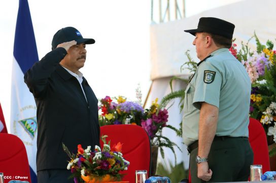 Presidente Daniel reconoce labor de la Fuerza Naval en su 35 aniversario