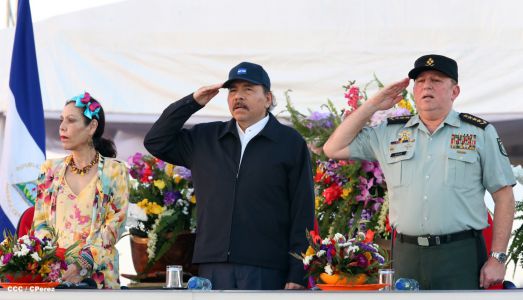 Presidente Daniel reconoce labor de la Fuerza Naval en su 35 aniversario