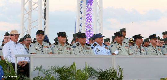 Presidente Daniel reconoce labor de la Fuerza Naval en su 35 aniversario