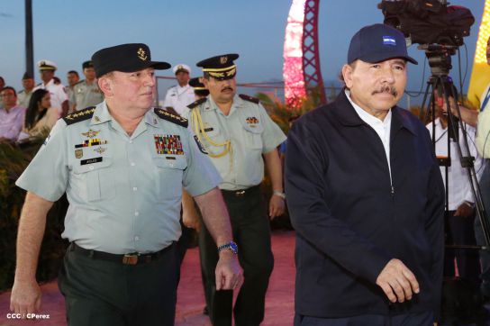 Presidente Daniel reconoce labor de la Fuerza Naval en su 35 aniversario