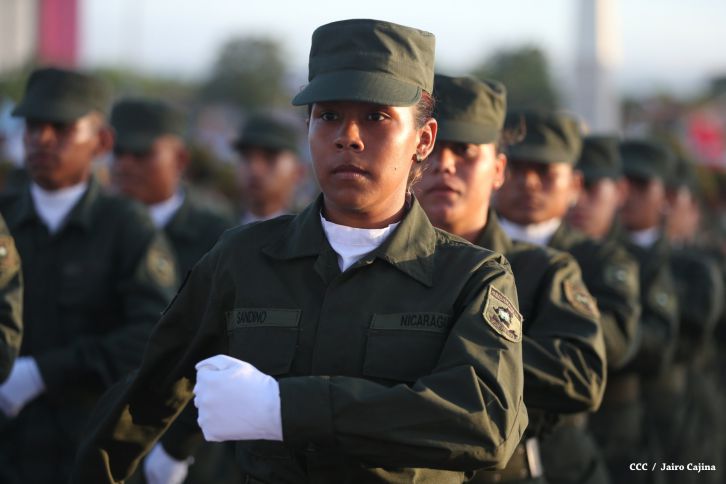 Presidente Daniel reconoce labor de la Fuerza Naval en su 35 aniversario