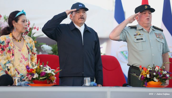 Presidente Daniel reconoce labor de la Fuerza Naval en su 35 aniversario