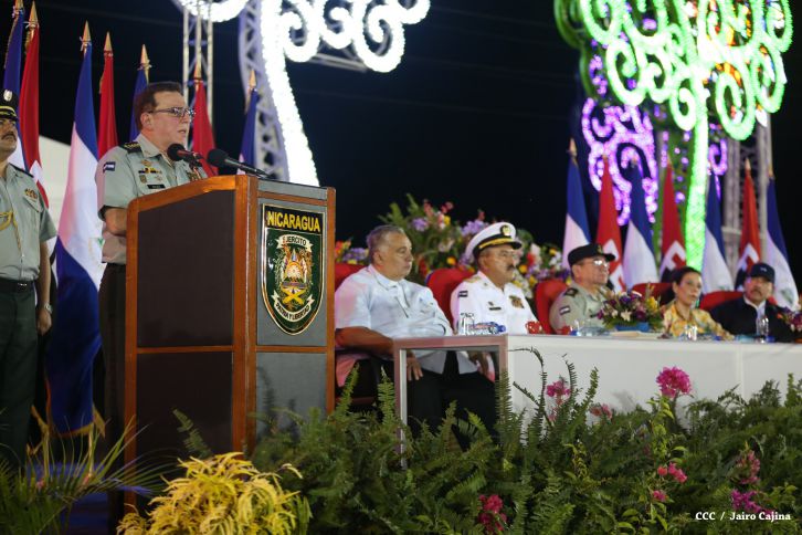 Presidente Daniel reconoce labor de la Fuerza Naval en su 35 aniversario