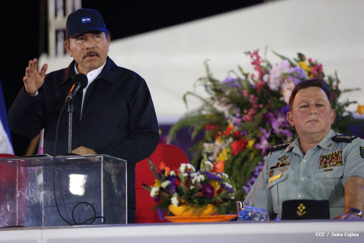 Presidente Daniel reconoce labor de la Fuerza Naval en su 35 aniversario