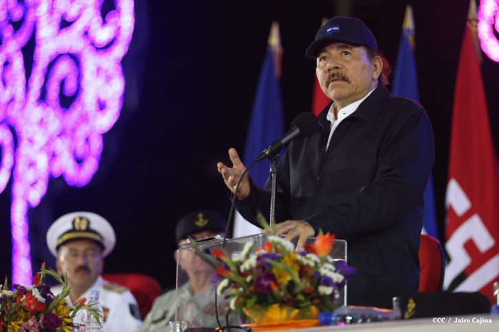 Presidente Daniel reconoce labor de la Fuerza Naval en su 35 aniversario