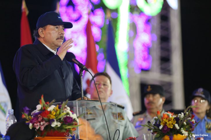 Presidente Daniel reconoce labor de la Fuerza Naval en su 35 aniversario