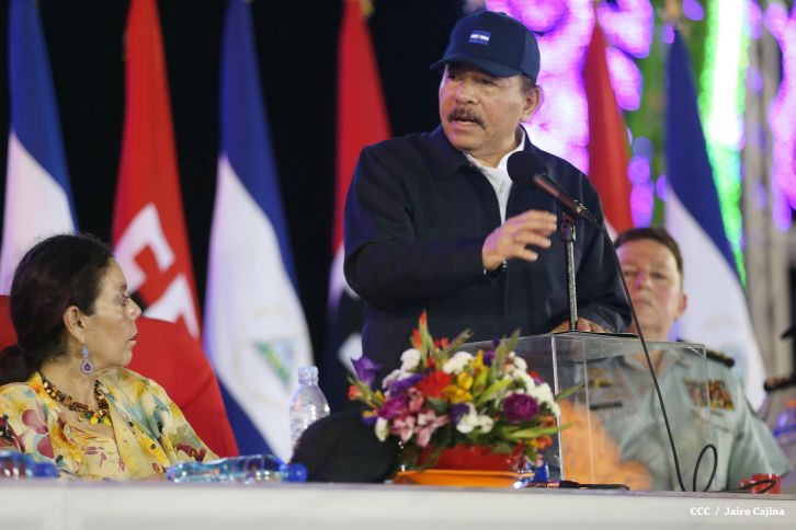 Presidente Daniel reconoce labor de la Fuerza Naval en su 35 aniversario