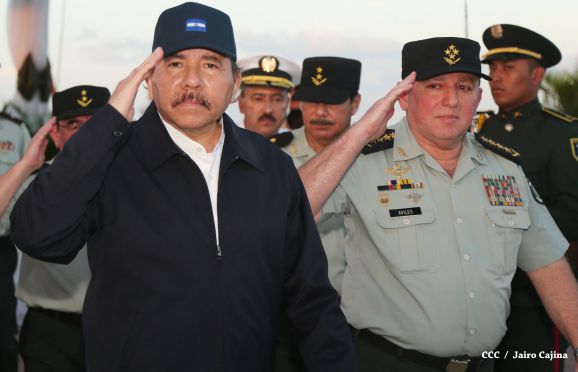 Presidente Daniel reconoce labor de la Fuerza Naval en su 35 aniversario