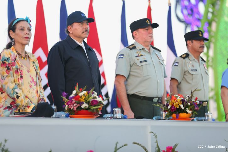 Presidente Daniel reconoce labor de la Fuerza Naval en su 35 aniversario