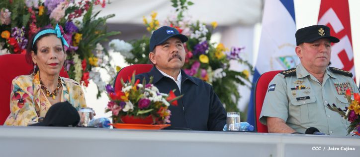 Presidente Daniel reconoce labor de la Fuerza Naval en su 35 aniversario