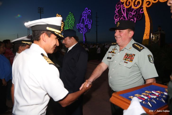 Presidente Daniel reconoce labor de la Fuerza Naval en su 35 aniversario