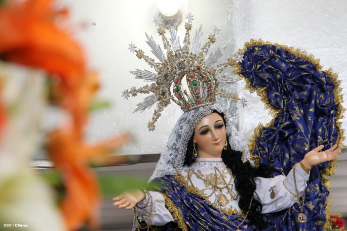 Fieles de Masaya festejan la Asunción de María