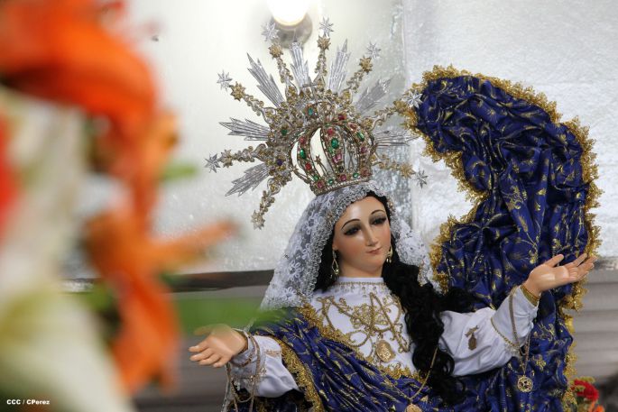 Fieles de Masaya festejan la Asunción de María