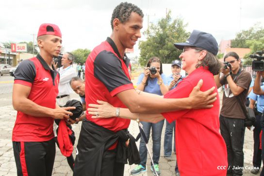 Comisionada Aminta Granera recibe al equipo del Walter Ferreti