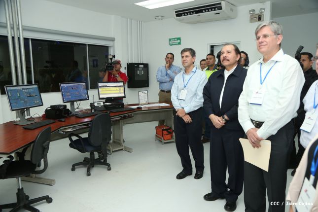 Presidente Daniel inaugura nueva planta de CEMEX en Nicaragua