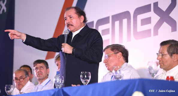 Presidente Daniel inaugura nueva planta de CEMEX en Nicaragua