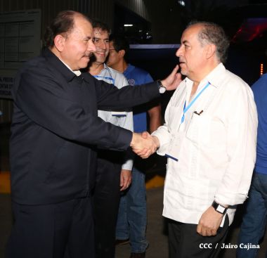 Presidente Daniel inaugura nueva planta de CEMEX en Nicaragua