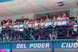 Instituto República de Argentina inaugura el mes patrio