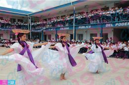 Instituto República de Argentina inaugura el mes patrio