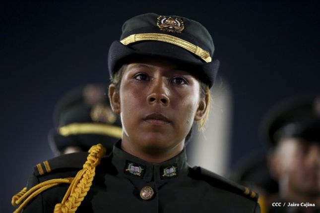 Desfile militar Pueblo-Ejército en Plaza de la Fé "Juan Pablo II"