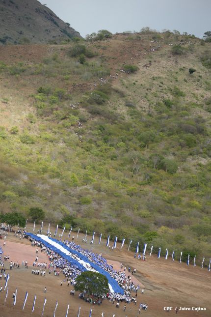 Miles de Jóvenes expresan su Orgullo de ser nicaragüenses en spot en homenaje a la Patria