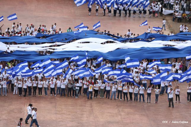 Miles de Jóvenes expresan su Orgullo de ser nicaragüenses en spot en homenaje a la Patria