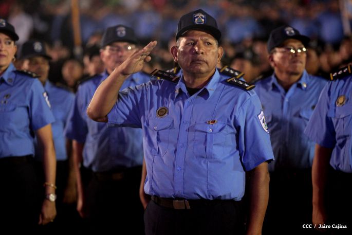 Presidente Daniel y Compañera Rosario participan en acto del 36 Aniversario de la Policía Nacional