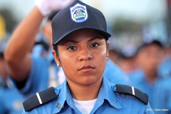 Presidente Daniel y Compañera Rosario participan en acto del 36 Aniversario de la Policía Nacional