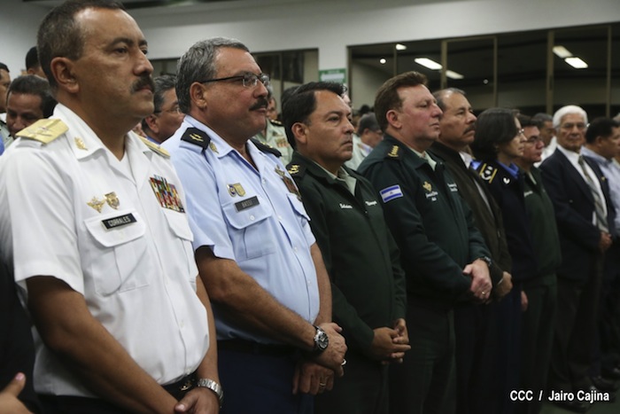 Daniel asiste a ceremonia de honores militares a Coronel Mario Jirón (q.e.p.d.)