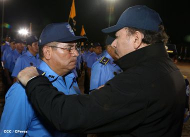 Presidente Daniel y Compañera Rosario participan en acto del 36 Aniversario de la Policía Nacional