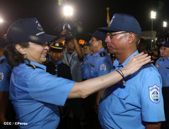 Presidente Daniel y Compañera Rosario participan en acto del 36 Aniversario de la Policía Nacional