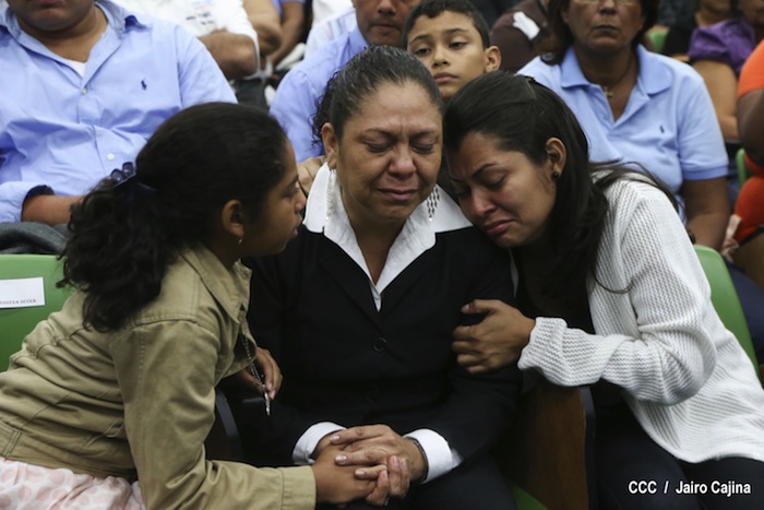 Daniel asiste a ceremonia de honores militares a Coronel Mario Jirón (q.e.p.d.)