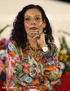 Presidente Daniel y Compañera Rosario participan en acto del 36 Aniversario de la Policía Nacional