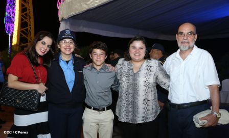 Presidente Daniel y Compañera Rosario participan en acto del 36 Aniversario de la Policía Nacional