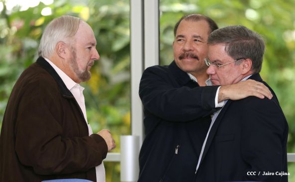 Presidente Daniel y Compañera Rosario sostienen encuentro con el empresario mexicano Carlos Slim